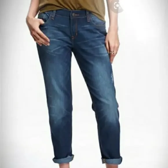 Old Navy Boyfriend Crop Jeans - Picture 6 of 7